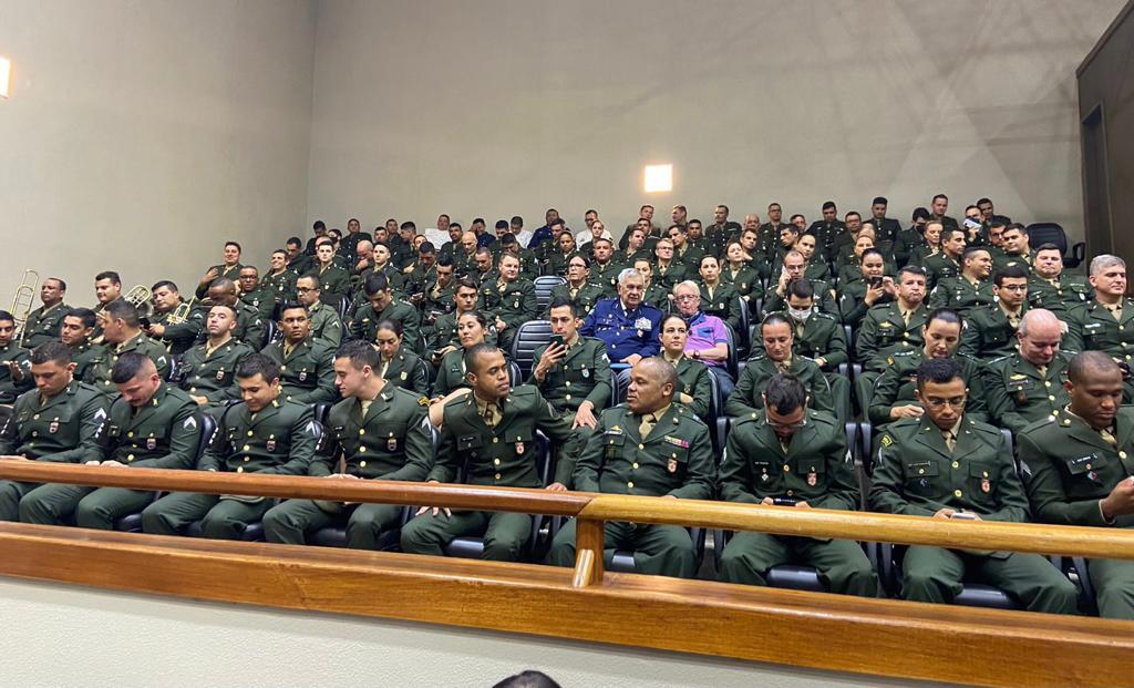 Dia do Exército Brasileiro — Câmara Municipal