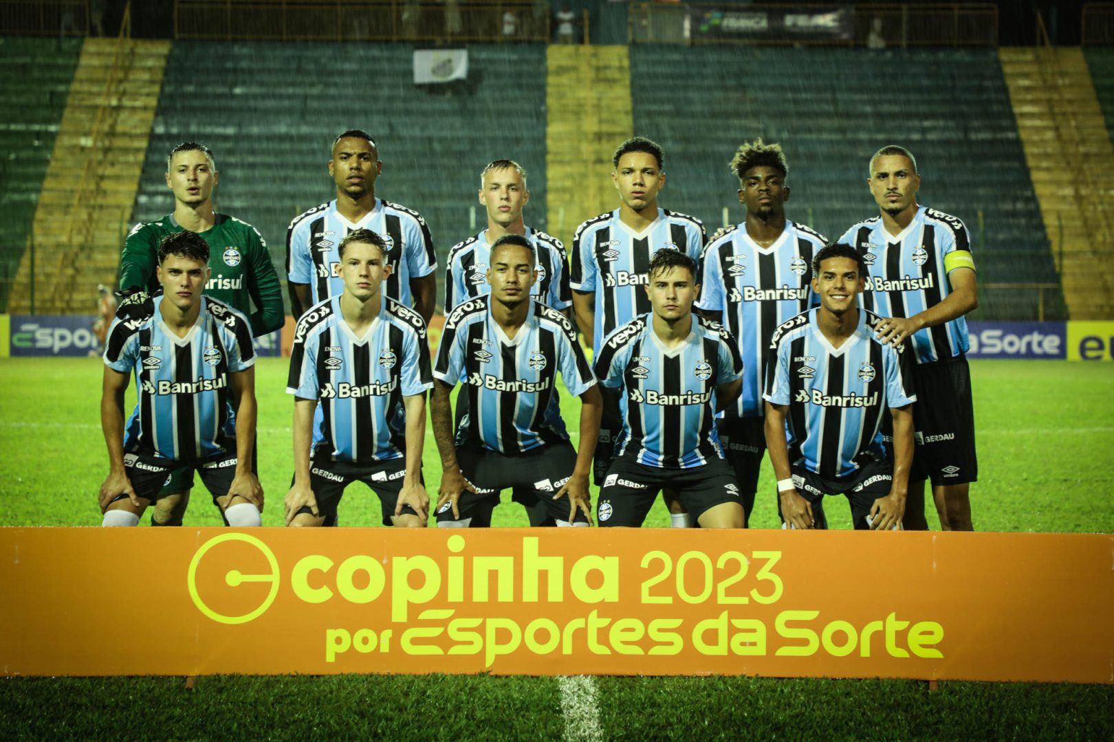 O Grêmio empatou com time pequeno hoje?