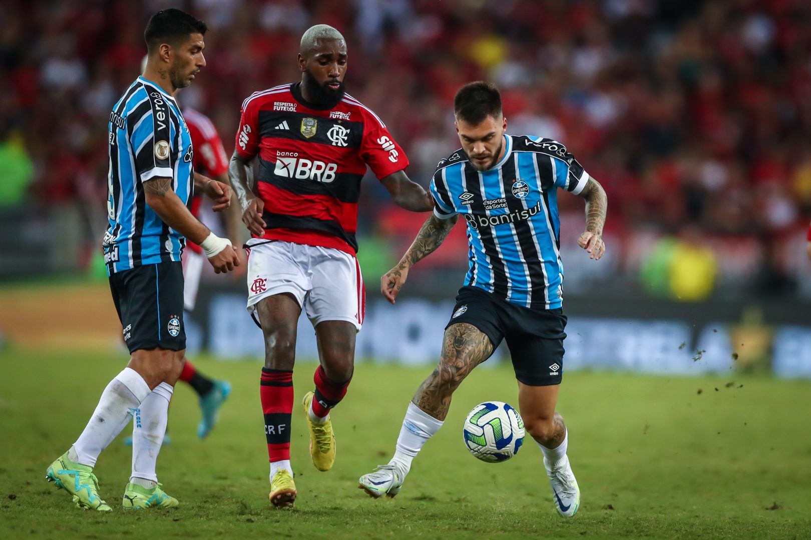 Escalação do Flamengo: time, dúvidas e desfalques contra o Grêmio
