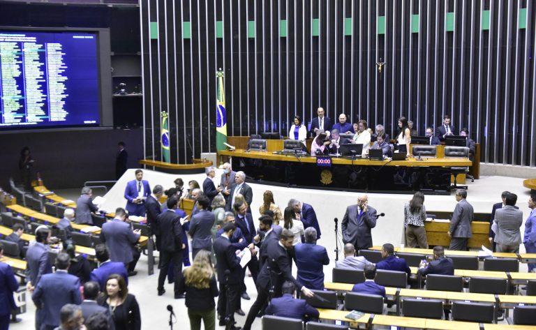 Câmara Federal aprovou urgência para votar legalização de jogos de