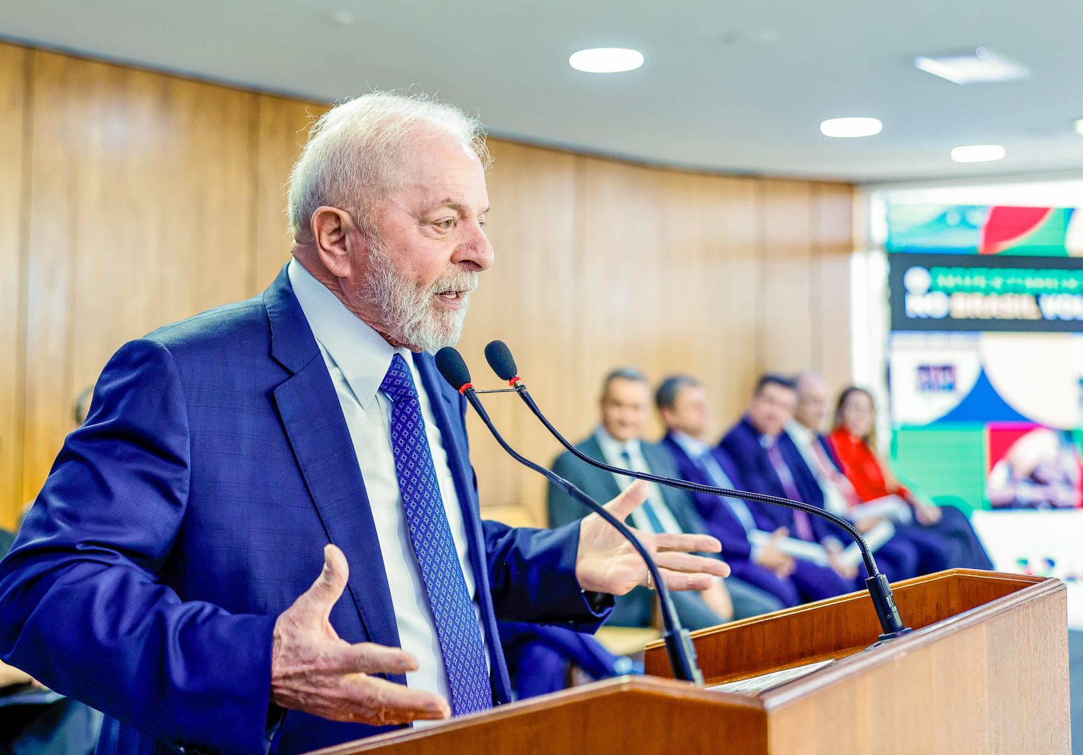 Como foi a reunião com Lula e adversários políticos de Alagoas